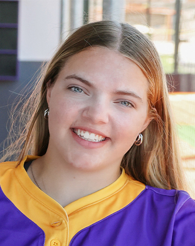 Softball_0000_santi