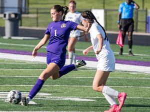 Indianola girls generate fireworks, end in a tie